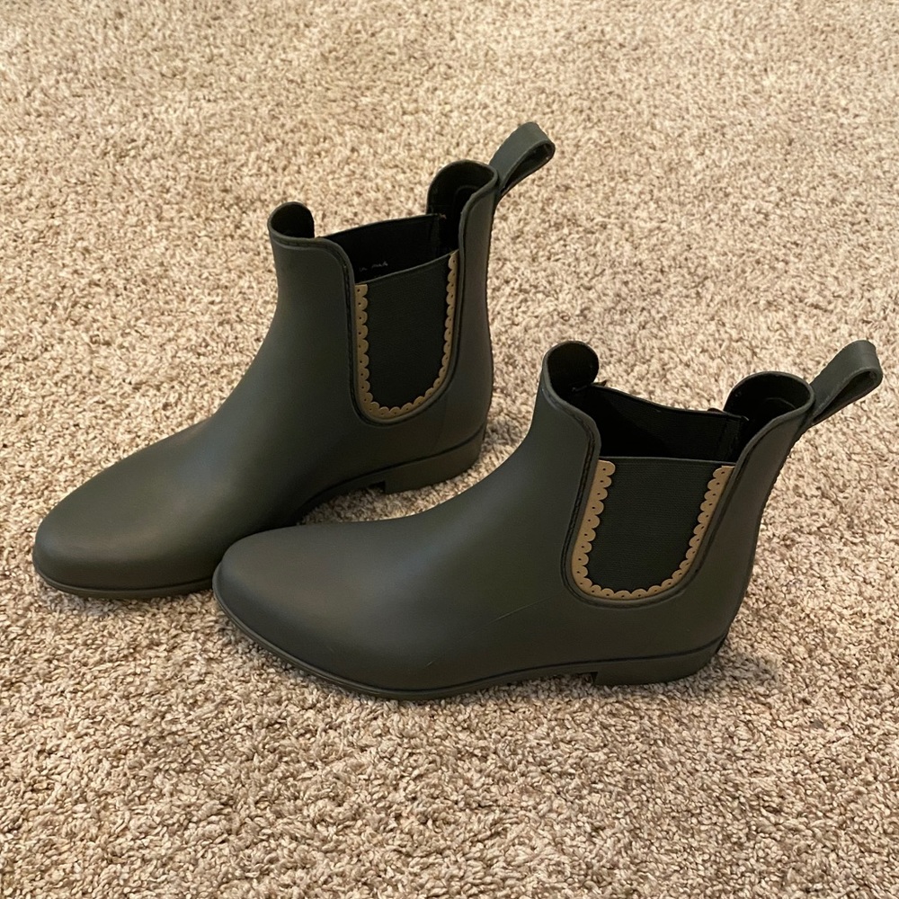 Olive Jack Rogers Rain Boots